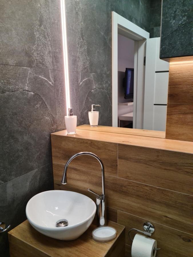 Turkus Apartament Krakow Apartment Bagian luar foto